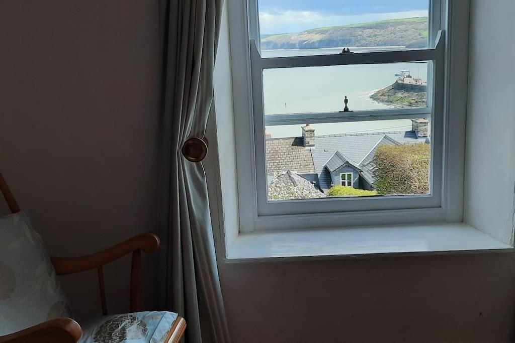Arvonia Sleeps 7, Sea Views, Dog Friendly Villa New Quay  Buitenkant foto