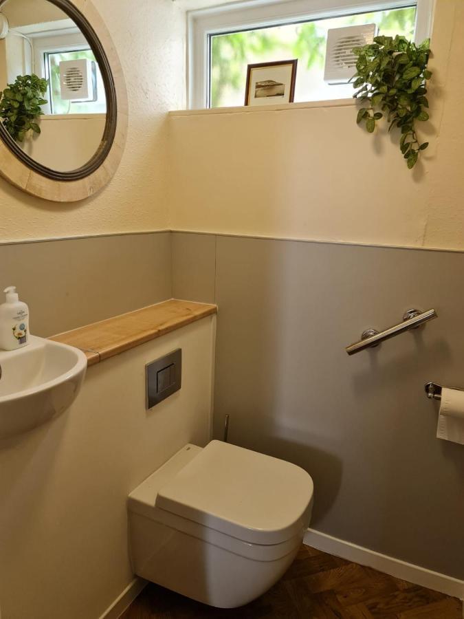 Arvonia Sleeps 7, Sea Views, Dog Friendly Villa New Quay  Buitenkant foto